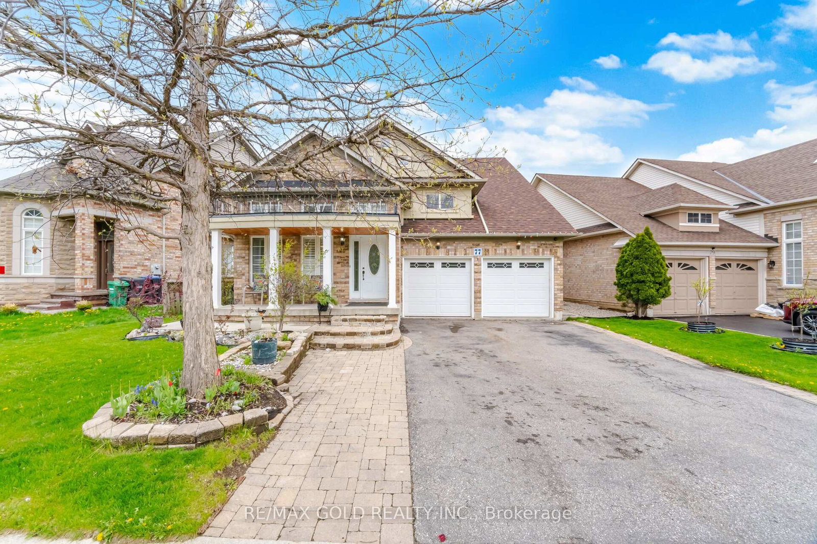 77-trailside-walk-brampton-ontario-w13129942