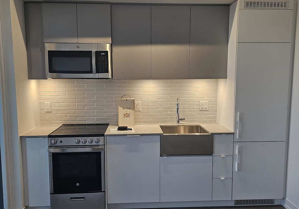 270-dufferin-street-toronto-ontario-w13130246