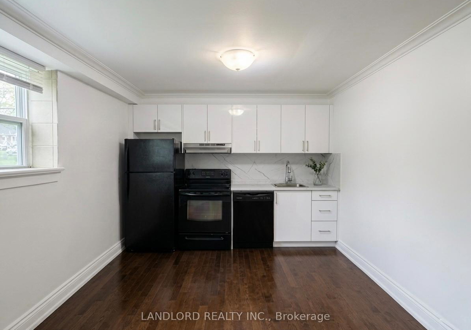 9trethewey-drive-north-york-ontario-w13130318