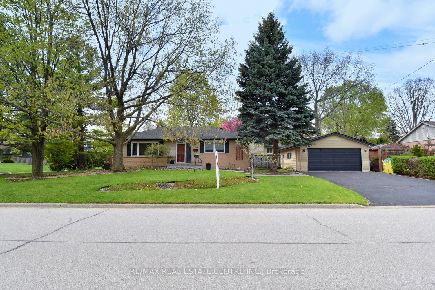 5409-croydon-road-burlington-ontario-w13130436