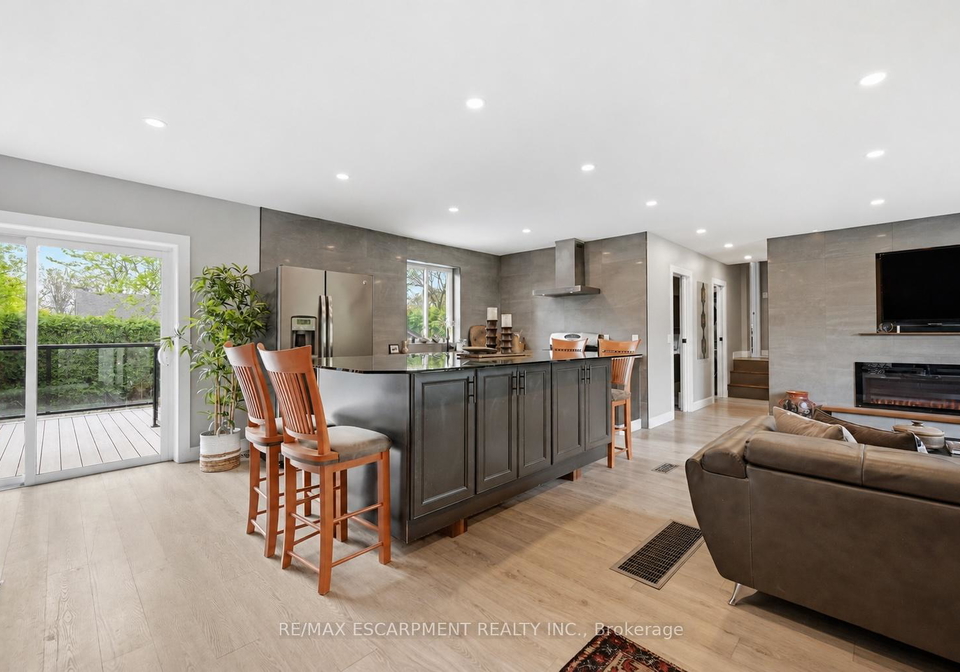 2330-alma-dale-avenue-burlington-ontario-w13131002