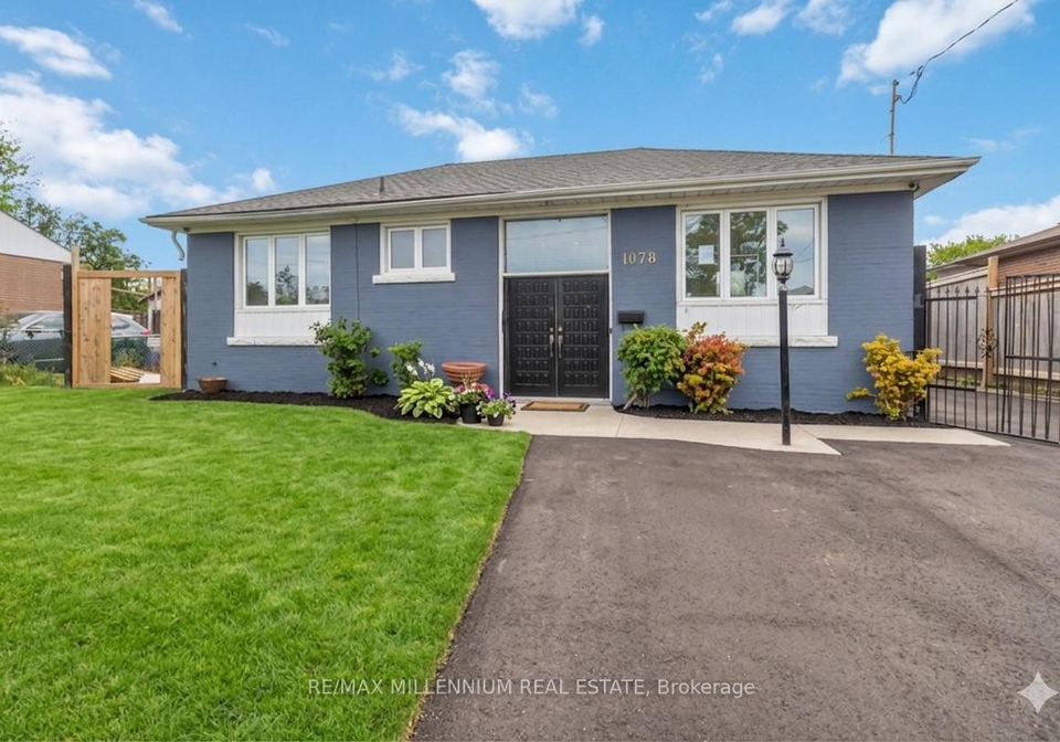 1078-pinegrove-road-oakville-ontario-w13131020