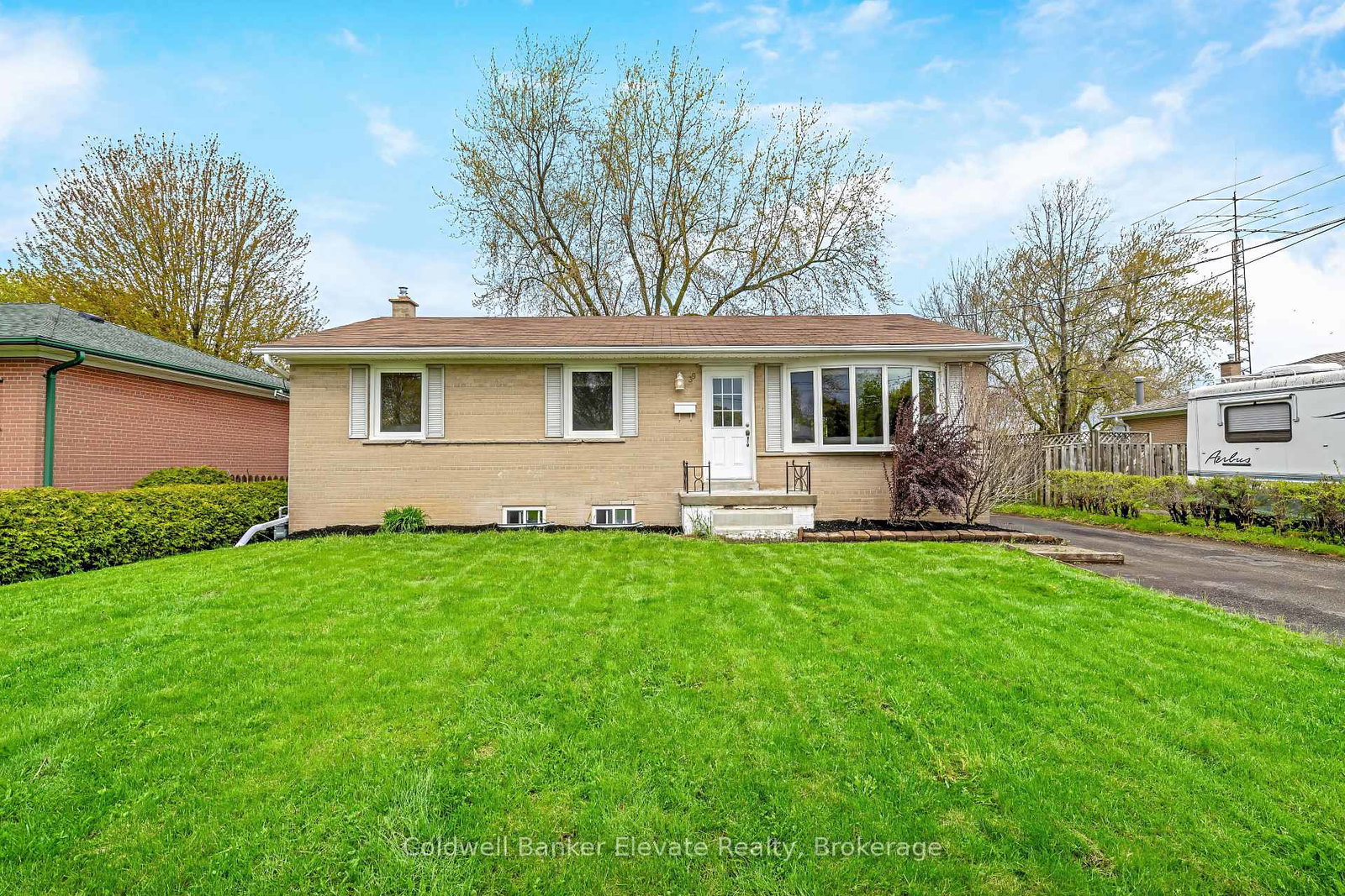 39-mcgilvray-crescent-halton-hills-ontario-w13131038