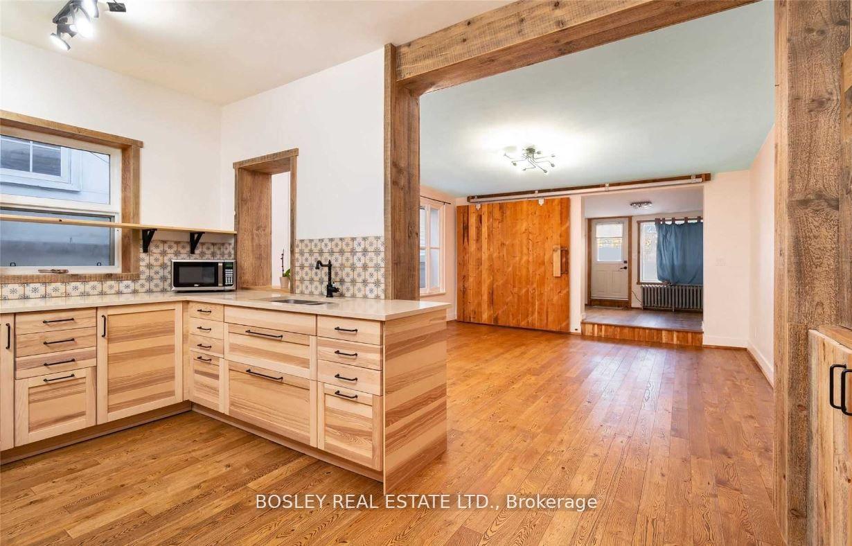 2994-dundas-street-w-toronto-ontario-w13131160