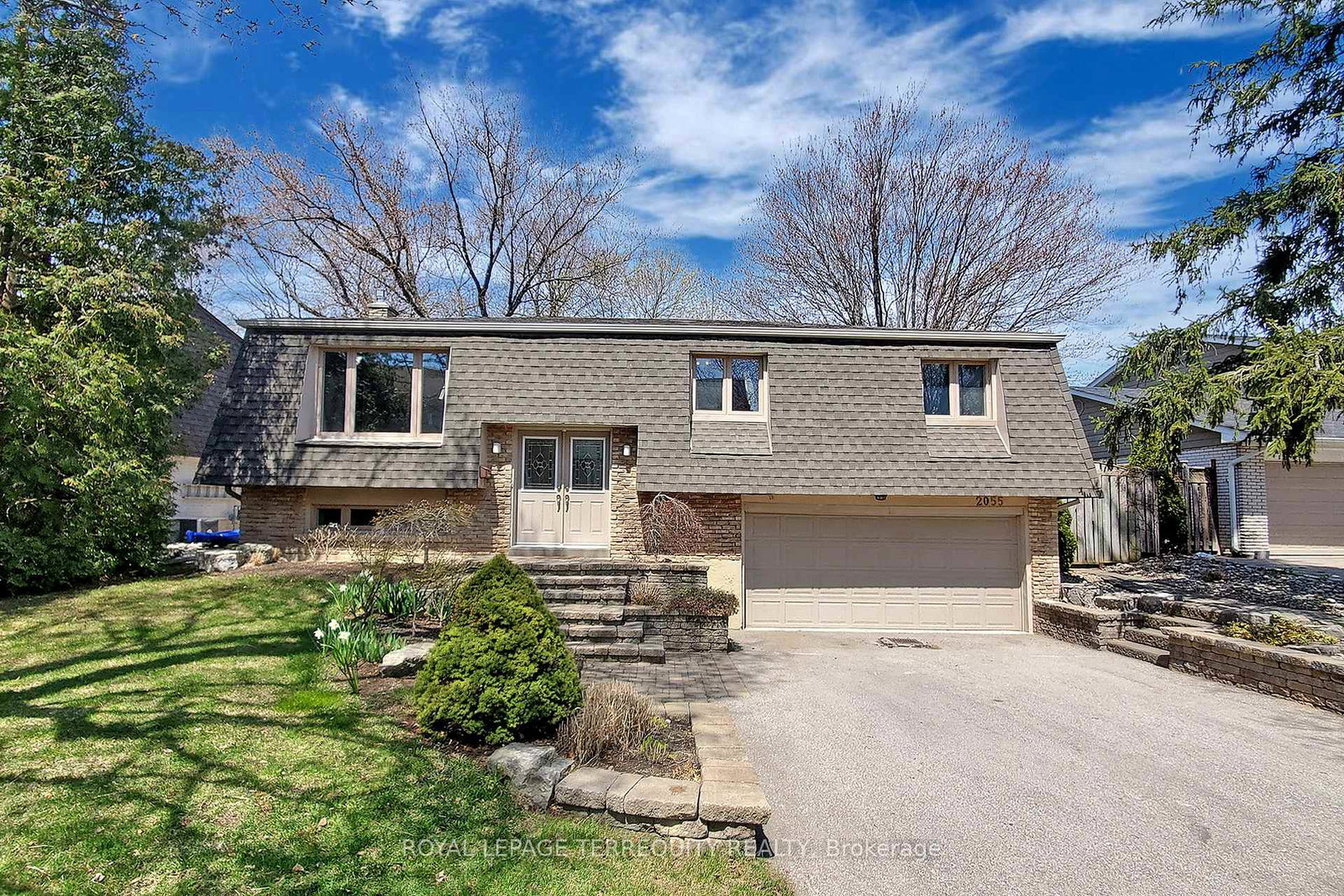 2055-waters-edge-drive-oakville-ontario-w13131282