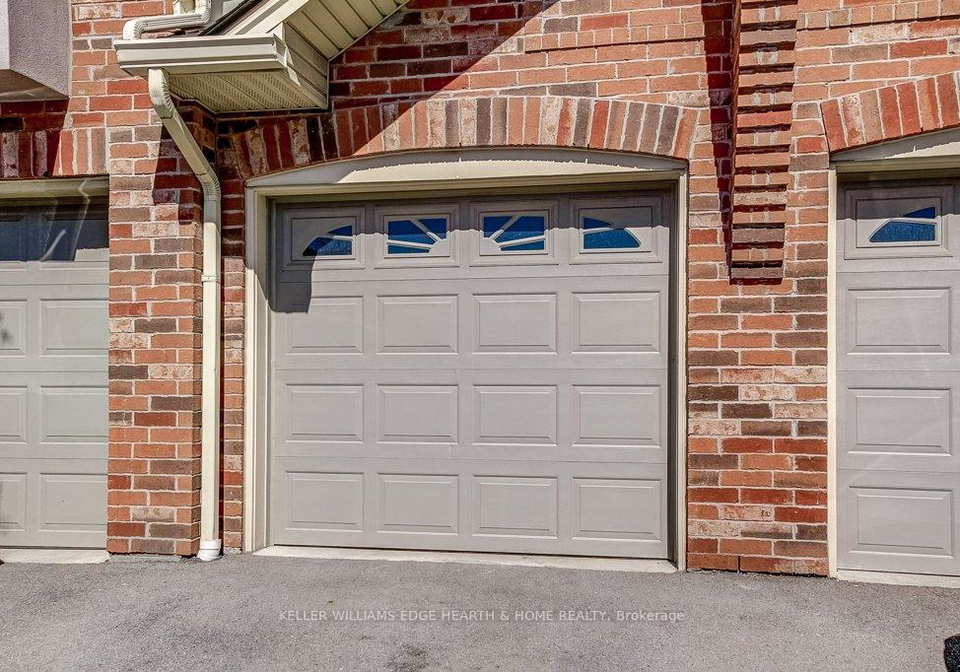 4045-upper-middle-road-burlington-ontario-w13131316
