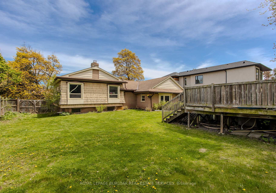 482-sherin-drive-oakville-ontario-w13131338