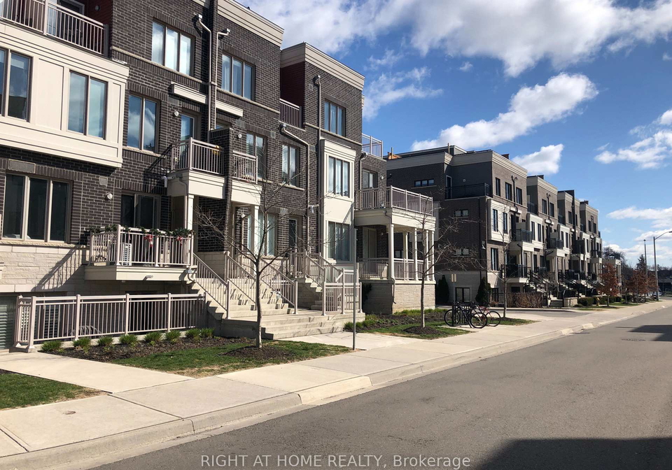 90-eastwood-park-gardens-etobicoke-ontario-w13131416