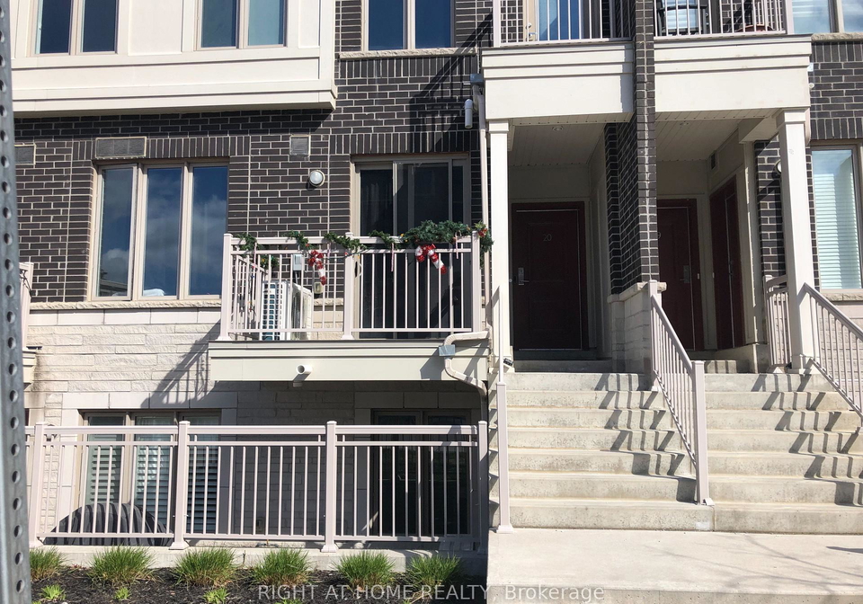 90-eastwood-park-gardens-etobicoke-ontario-w13131416
