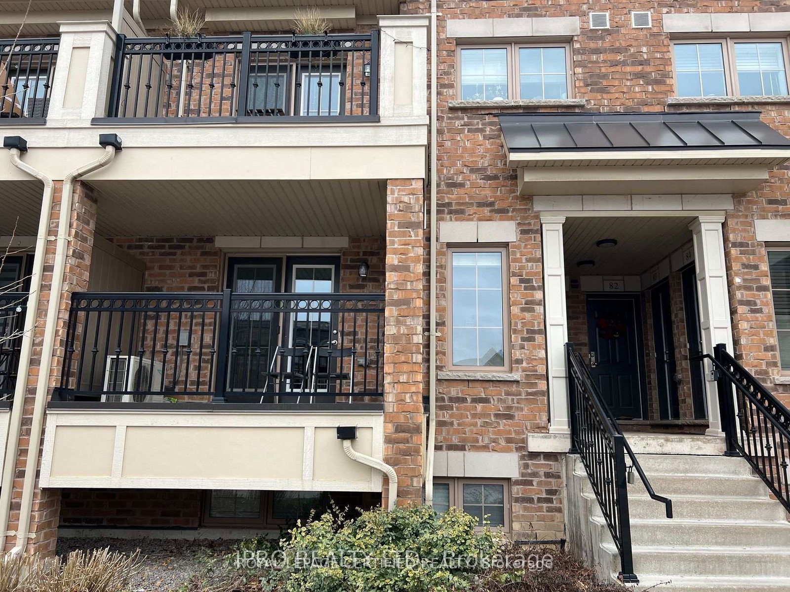 2441-greenwich-drive-oakville-ontario-w13131420