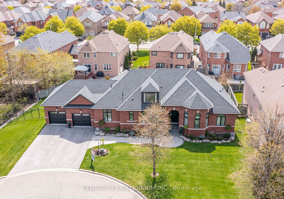 15-bimmer-place-brampton-ontario-w13131632
