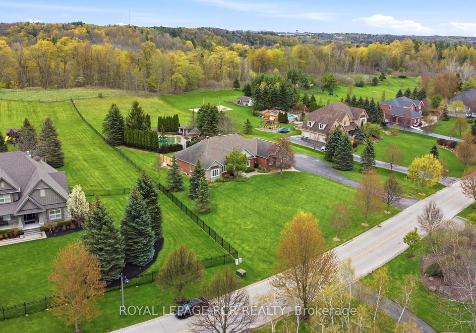 22-bishop-court-halton-hills-ontario-w13131760
