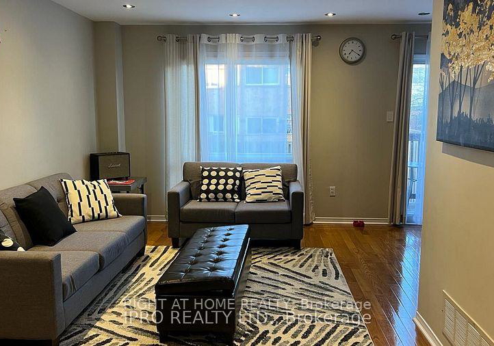 2211-ridge-landing-oakville-ontario-w13132144