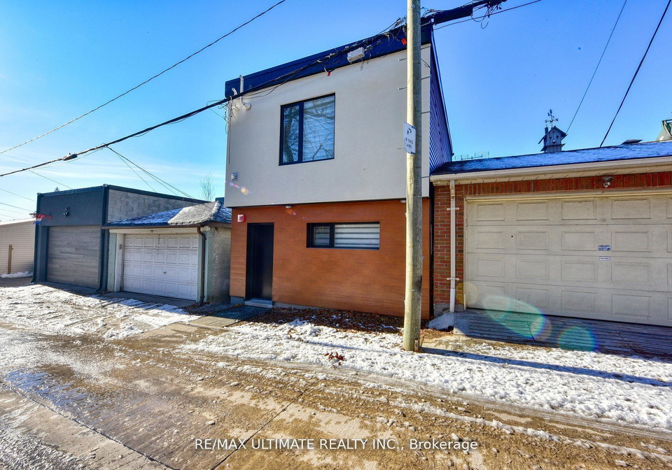 385-mcroberts-avenue-toronto-ontario-w13132240