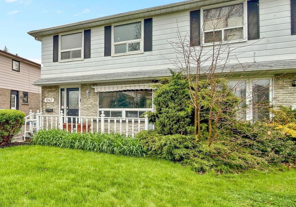1947-bonnymede-drive-mississauga-ontario-w13132292