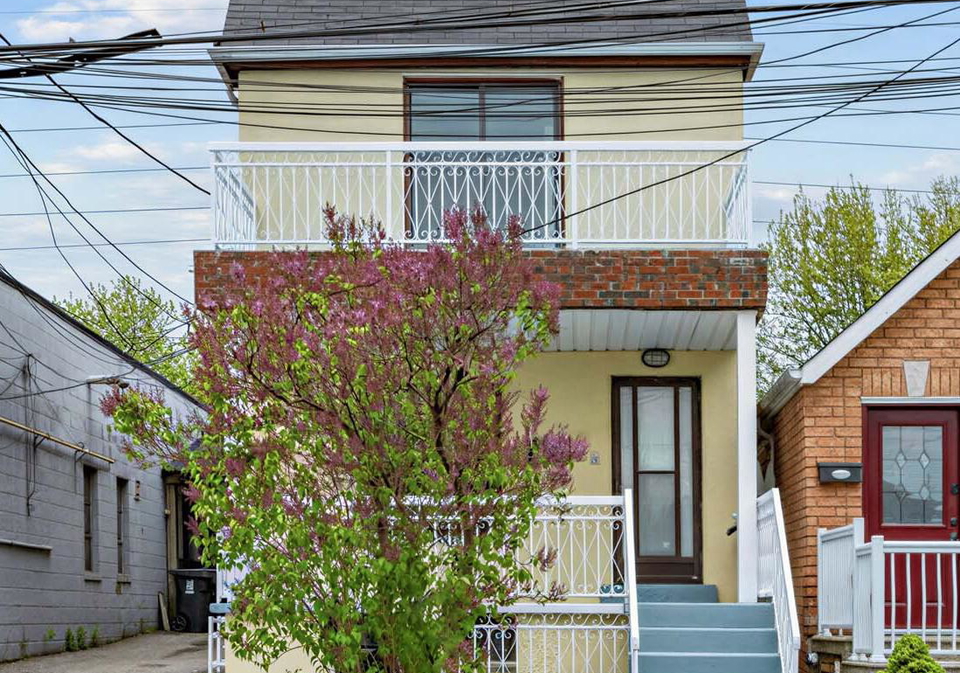1157-roselawn-avenue-north-york-ontario-w13132578