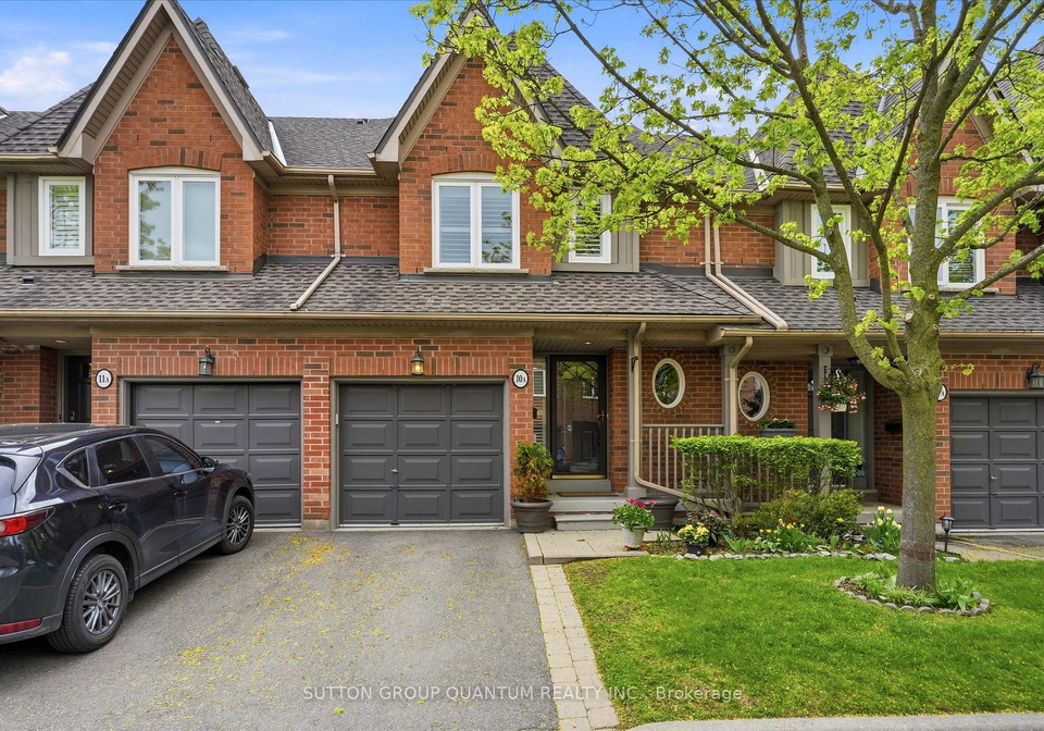 1064-queen-street-w-mississauga-ontario-w13132632
