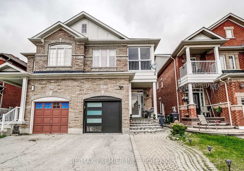 3067-doyle-street-mississauga-ontario-w13132676