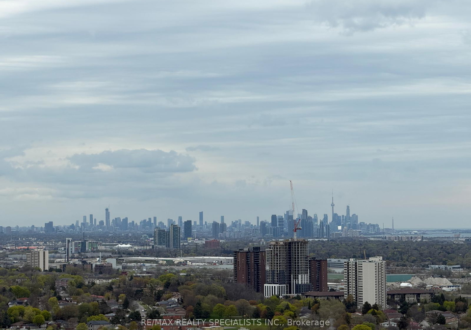 1-fairview-road-e-mississauga-ontario-w13132752