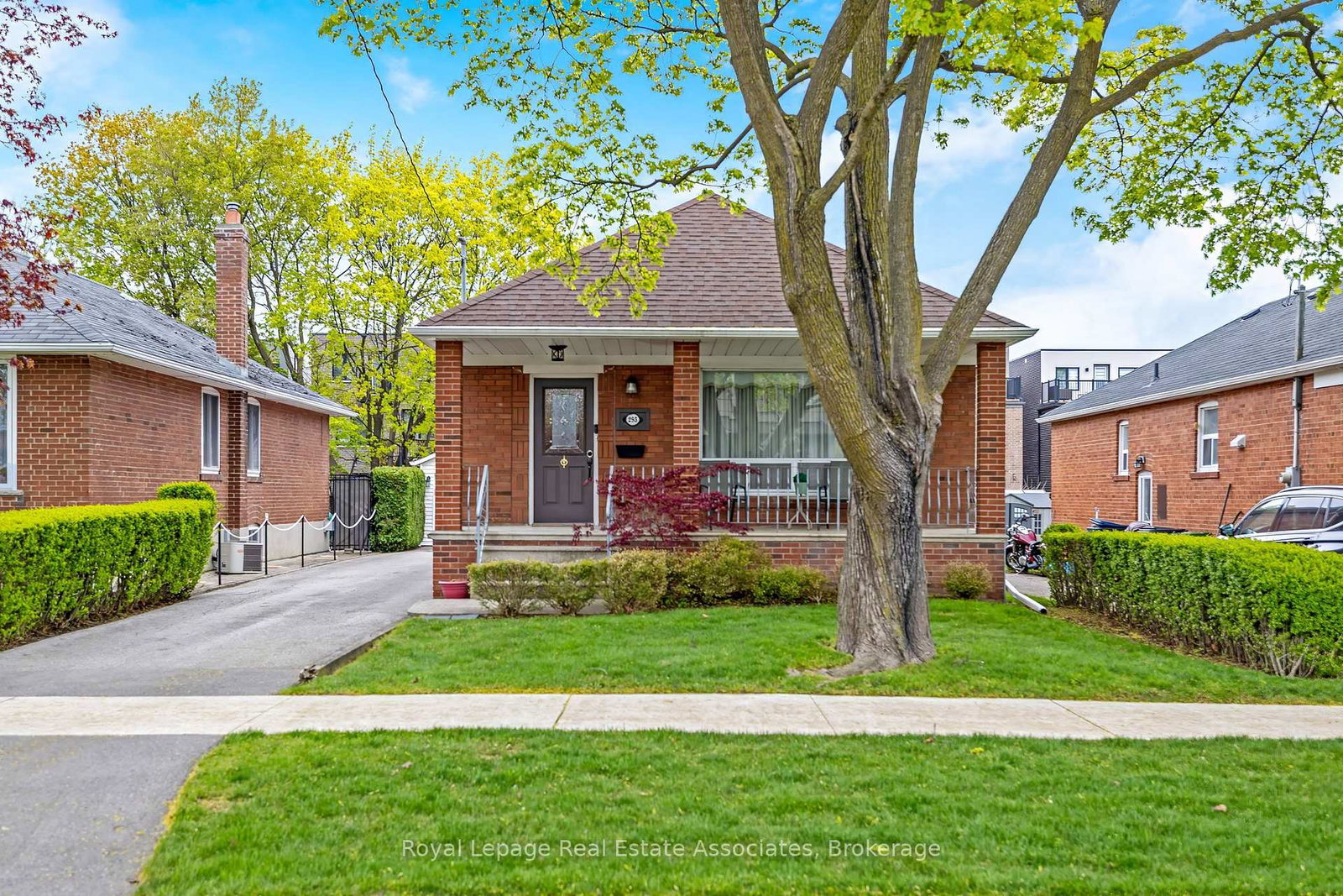 293-thirtieth-street-etobicoke-ontario-w13132810