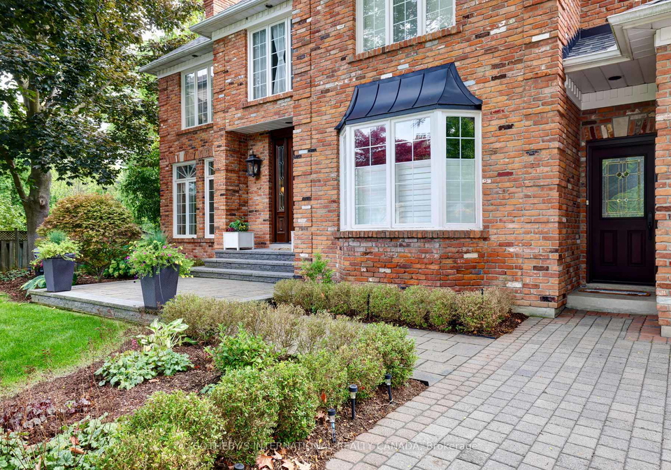 1379-meadow-green-court-mississauga-ontario-w13132846