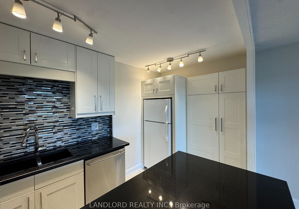 20-speers-road-oakville-ontario-w13133004