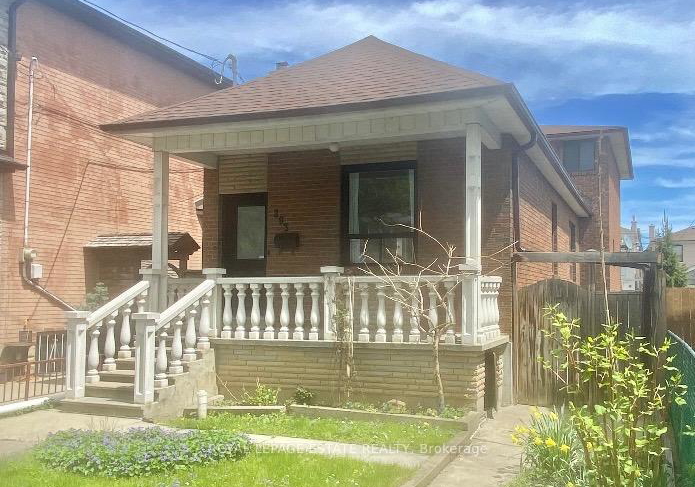 293-harvie-avenue-toronto-ontario-w13133078