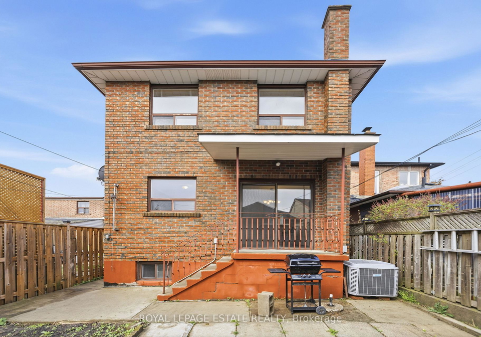 293-harvie-avenue-toronto-ontario-w13133078