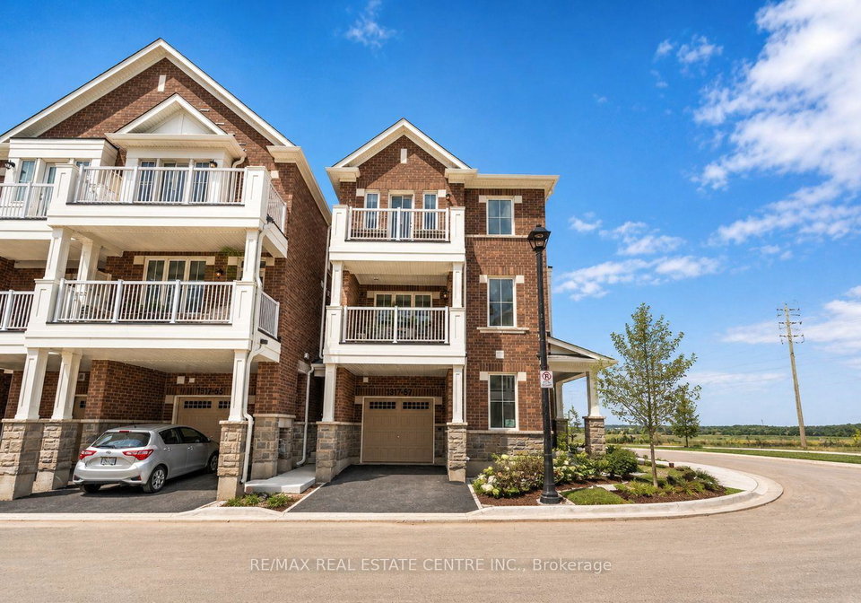 1317-leriche-way-s-milton-ontario-w13133290