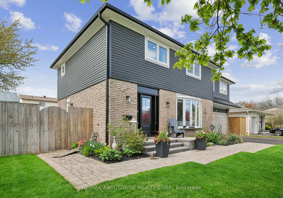 441-withnell-crescent-oakville-ontario-w13133318