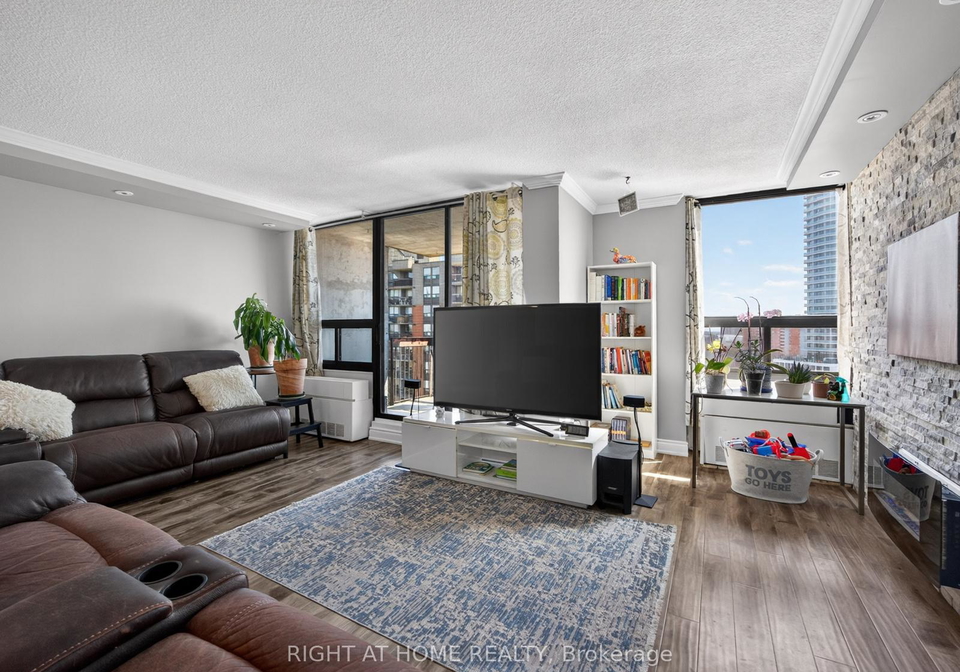 20-mississauga-valley-boulevard-mississauga-ontario-w13133458