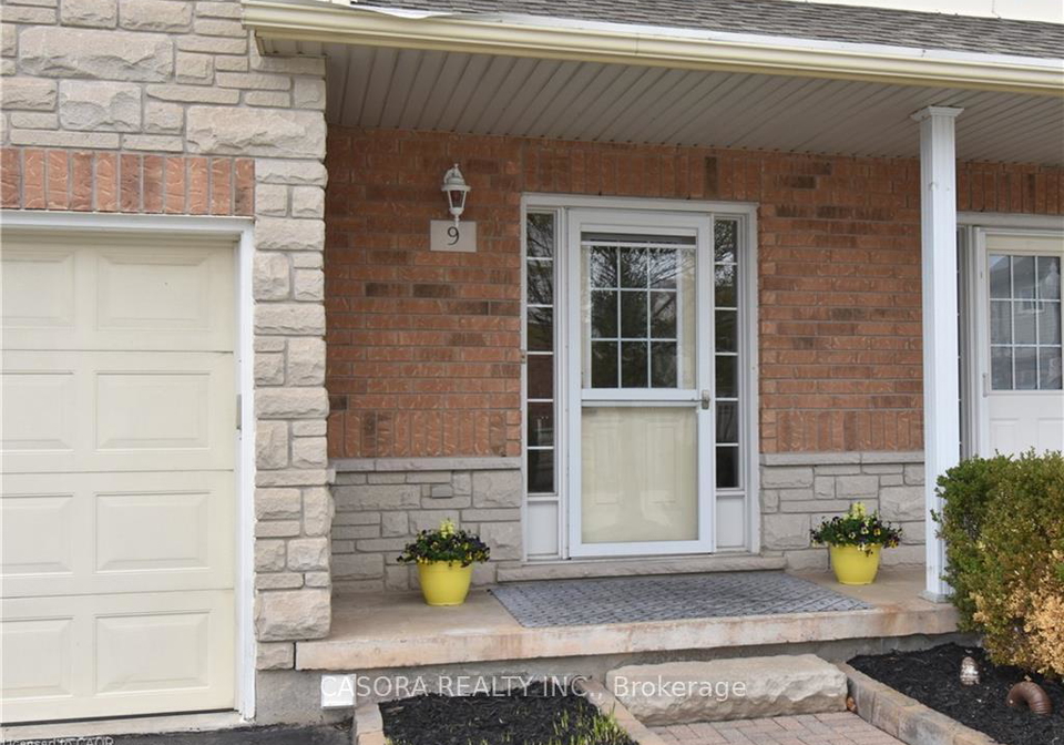 222walkers-line-burlington-ontario-w13133596
