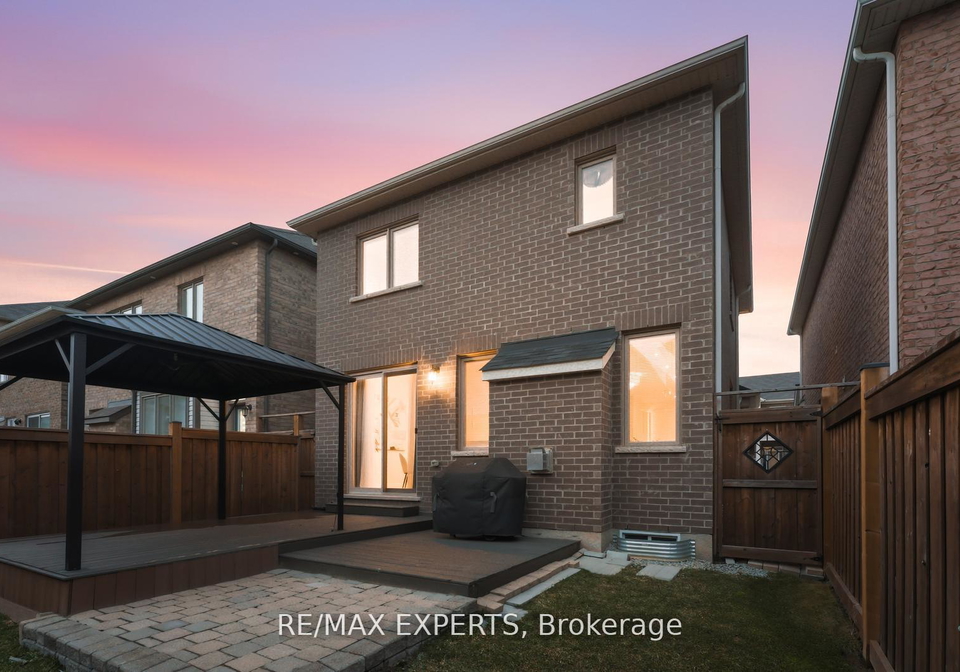 1254-sweetfern-crescent-milton-ontario-w13133604