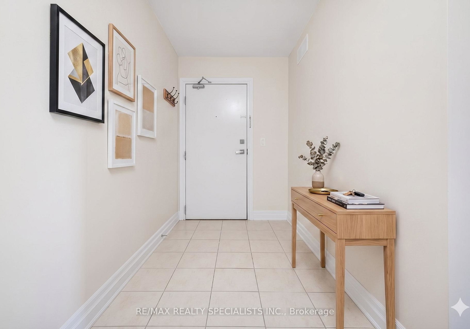 1045-nadalin-heights-milton-ontario-w13133782
