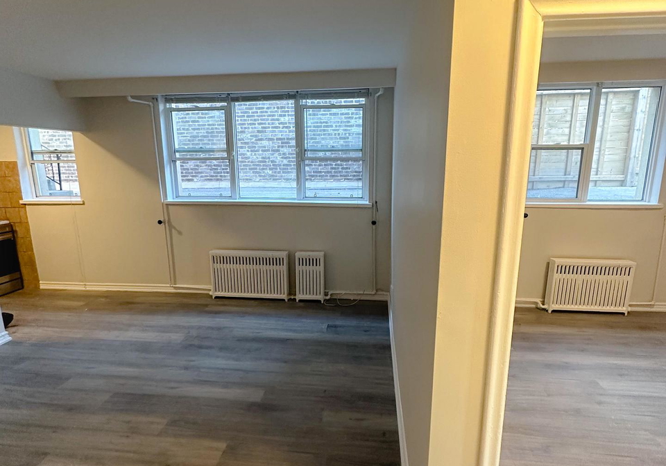 16-garden-place-etobicoke-ontario-w13133834