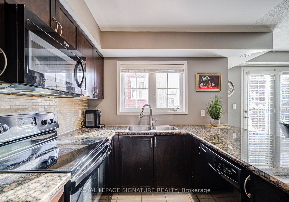 2460-post-road-oakville-ontario-w13133960