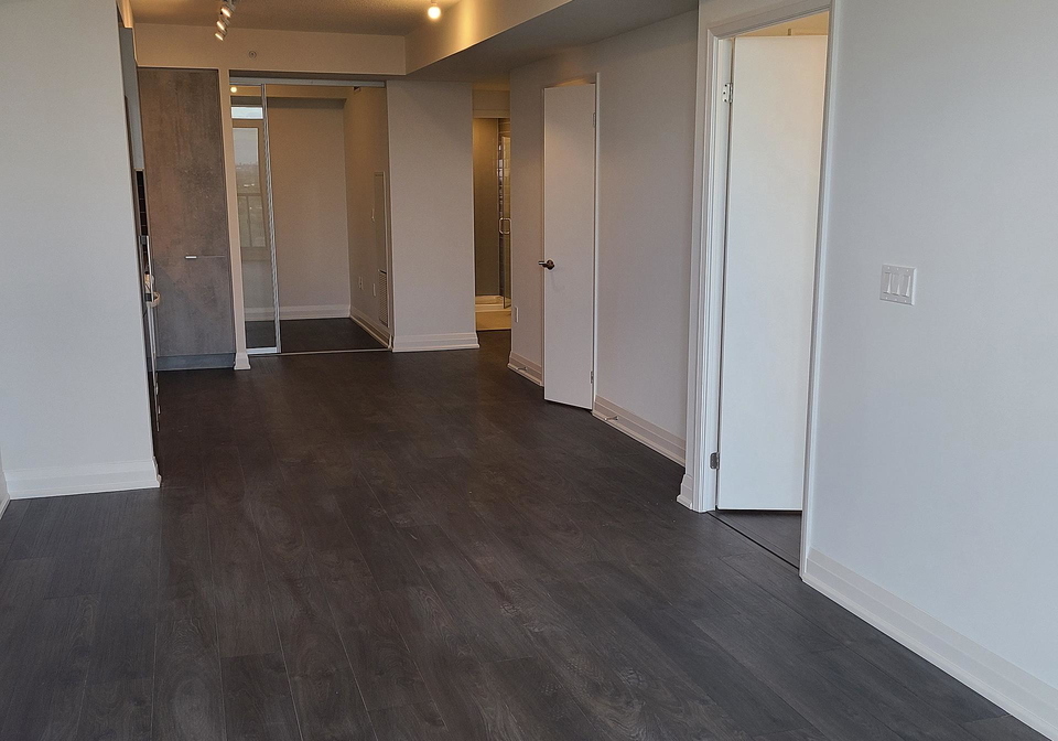 30-gibbs-road-e-etobicoke-ontario-w13134058