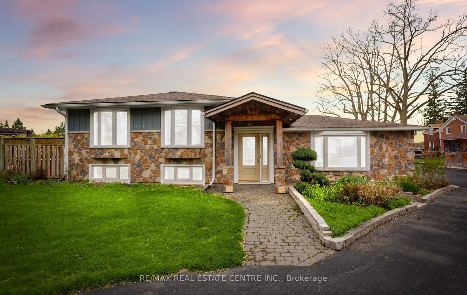 13450-heritage-road-caledon-ontario-w13134198