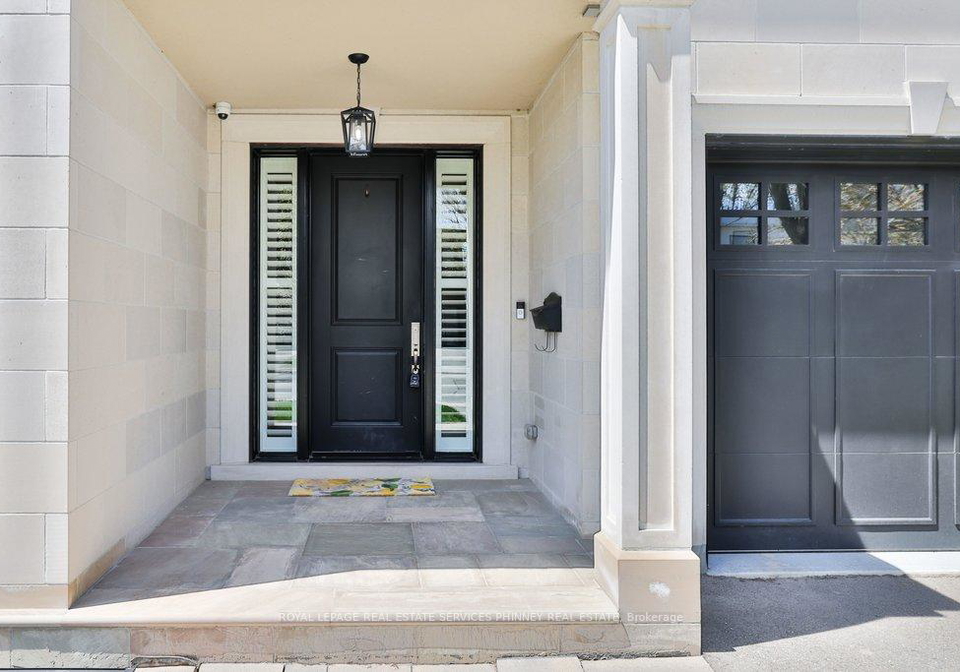 6-iroquois-avenue-mississauga-ontario-w13134252