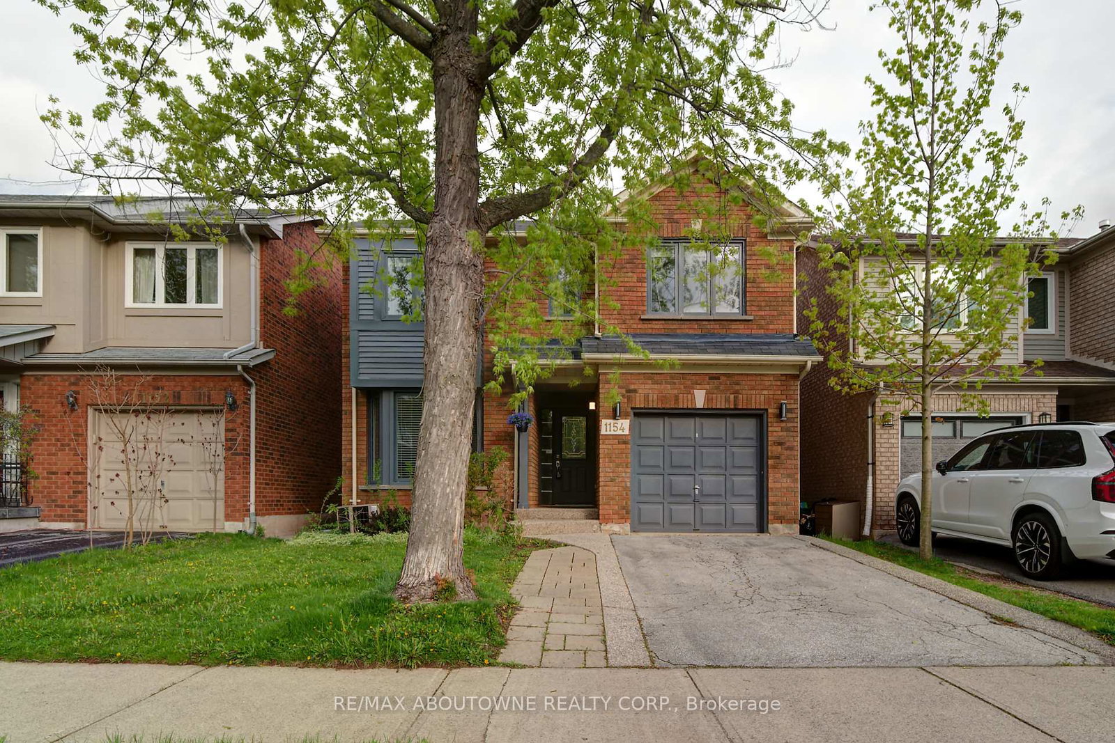 1154-glen-valley-road-oakville-ontario-w13134310