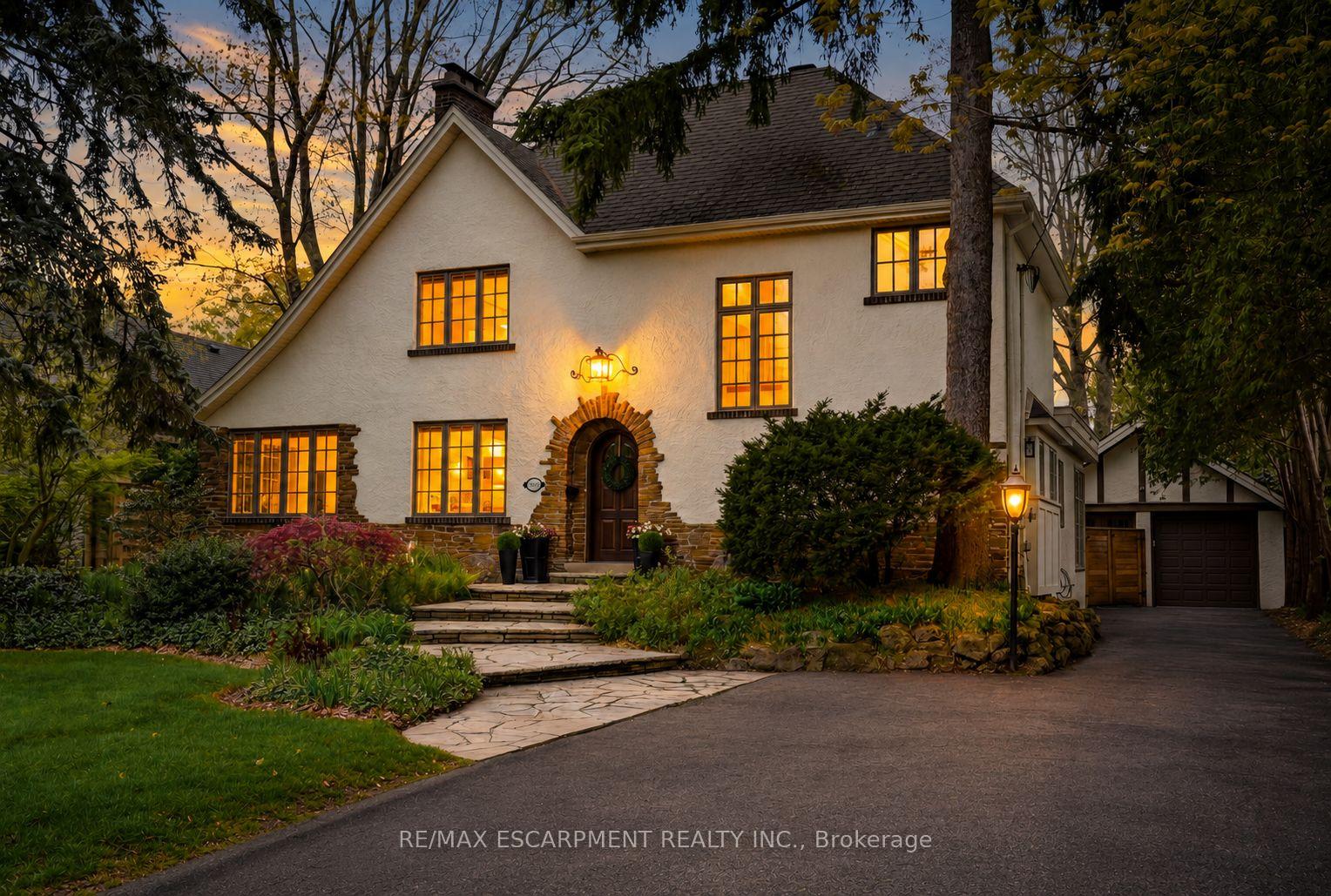 3081-balmoral-avenue-burlington-ontario-w13134320