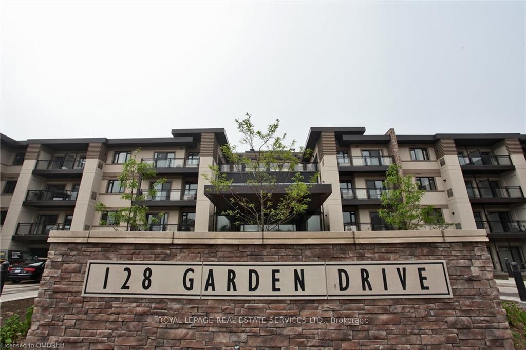 128-garden-drive-oakville-ontario-w13134408