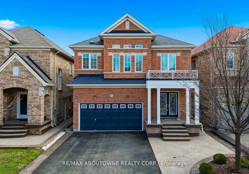 884-stoutt-crescent-milton-ontario-w13134698