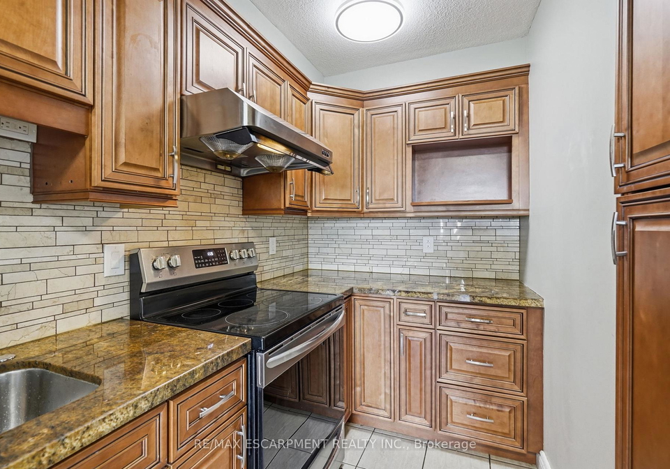 50-mississauga-valley-boulevard-mississauga-ontario-w13134884