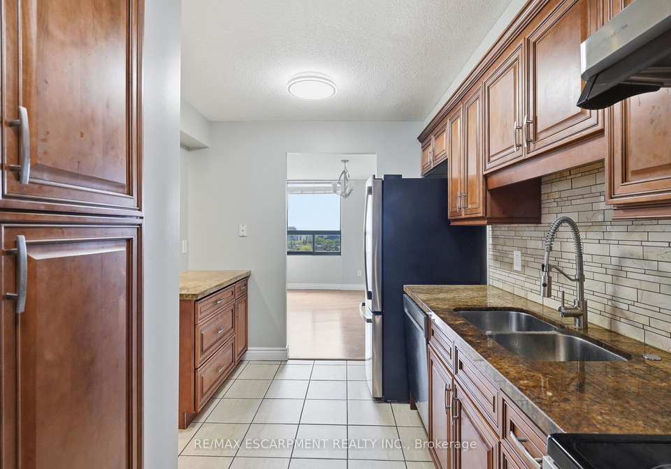 50-mississauga-valley-boulevard-mississauga-ontario-w13134884