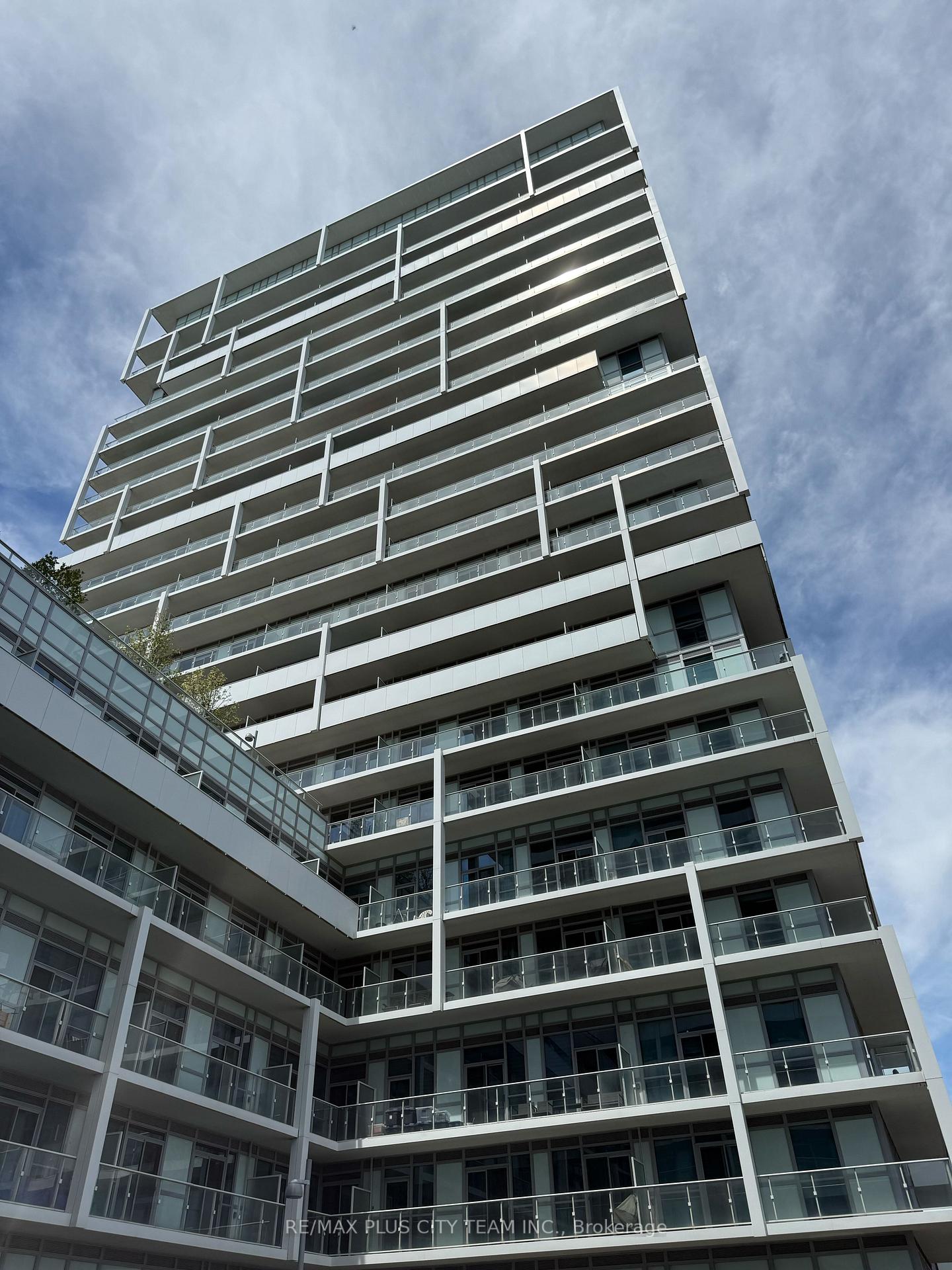 65-speers-road-oakville-ontario-w13135114