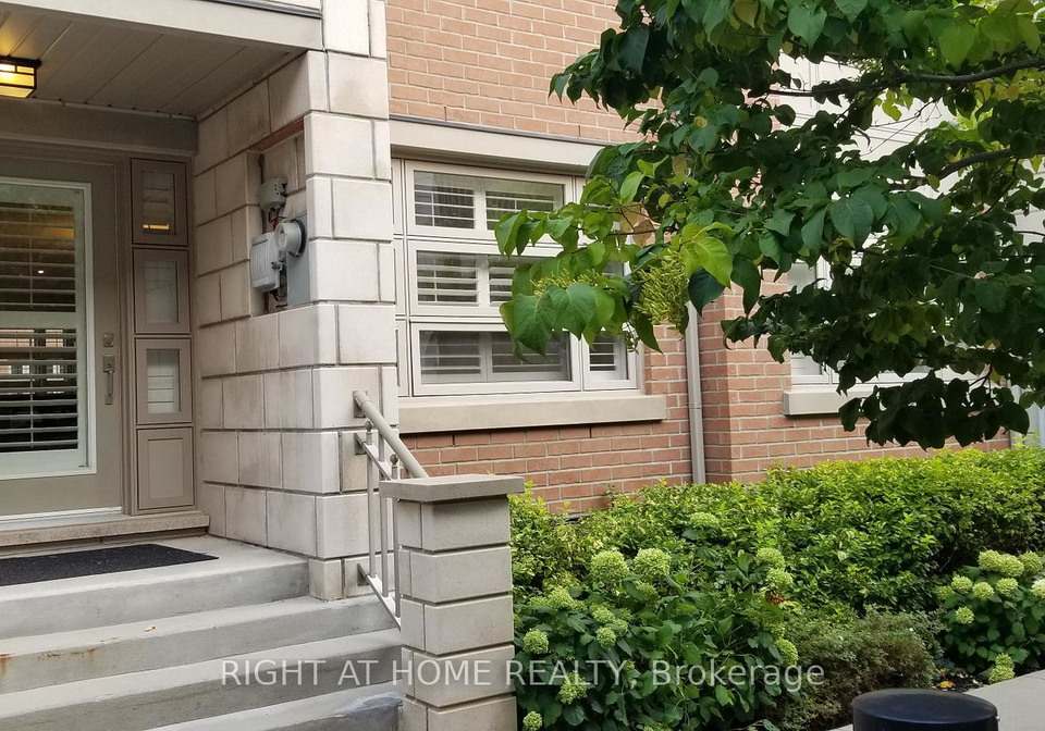 2460-prince-michael-drive-oakville-ontario-w13135116