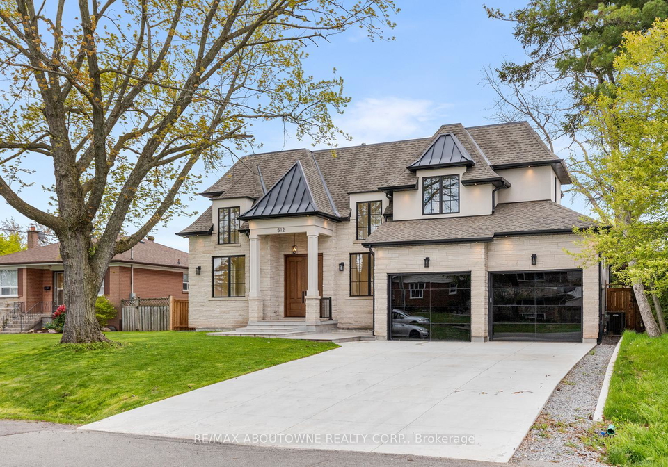 512-weynway-court-oakville-ontario-w13135186