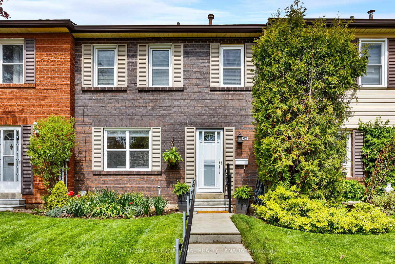2825-gananoque-drive-mississauga-ontario-w13135348