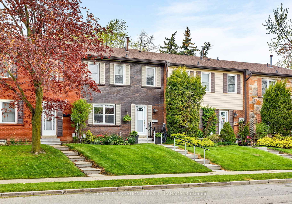 2825-gananoque-drive-mississauga-ontario-w13135348